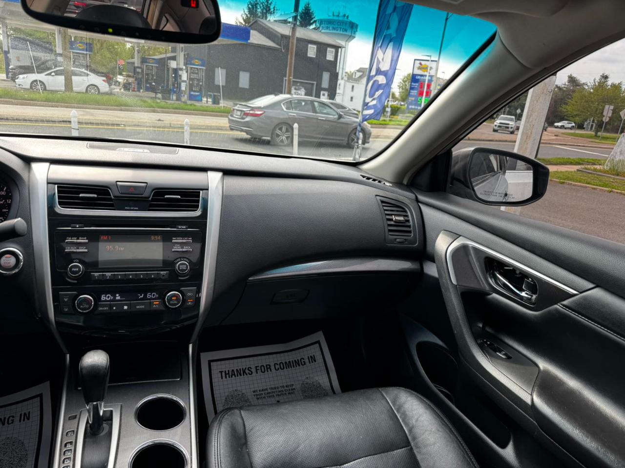 Nissan Altima 4dr Sdn V6 3.5 SL 2013