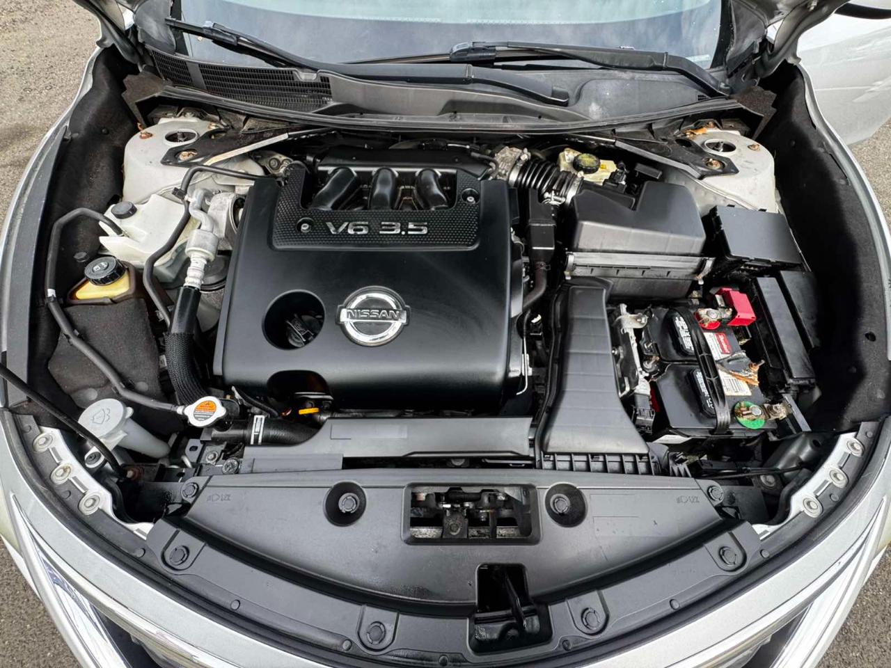 Nissan Altima 4dr Sdn V6 3.5 SL 2013