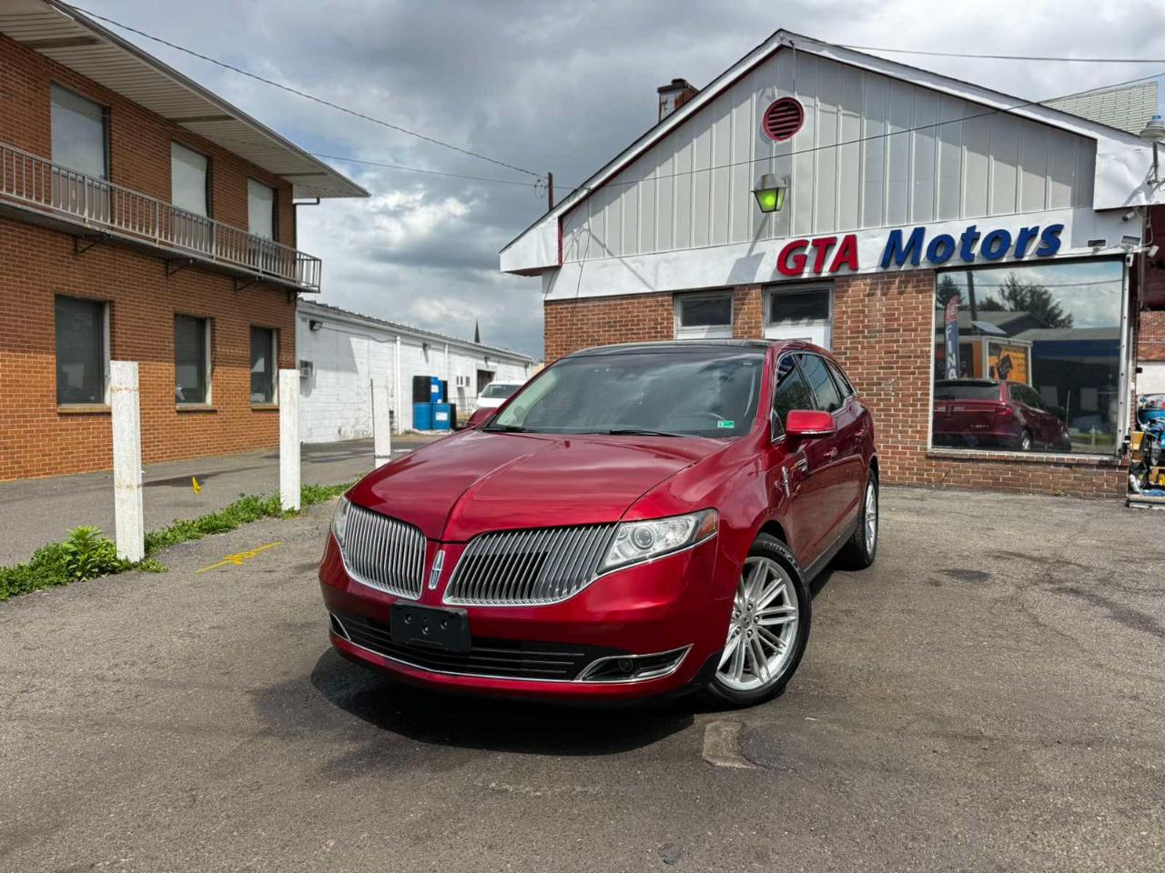 Lincoln MKT 4dr Wgn 3.5L AWD EcoBoost 2016