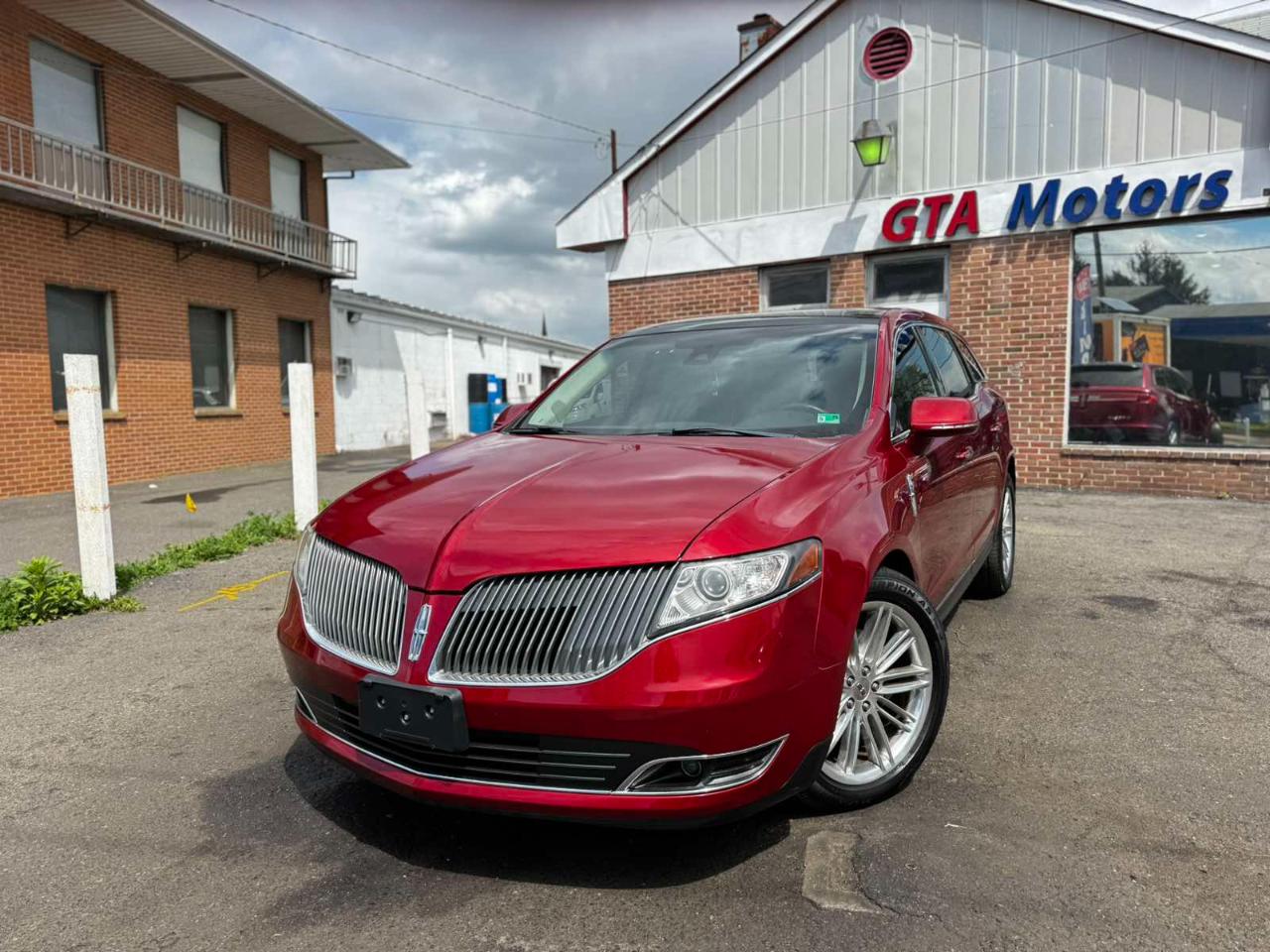 Lincoln MKT 4dr Wgn 3.5L AWD EcoBoost 2016