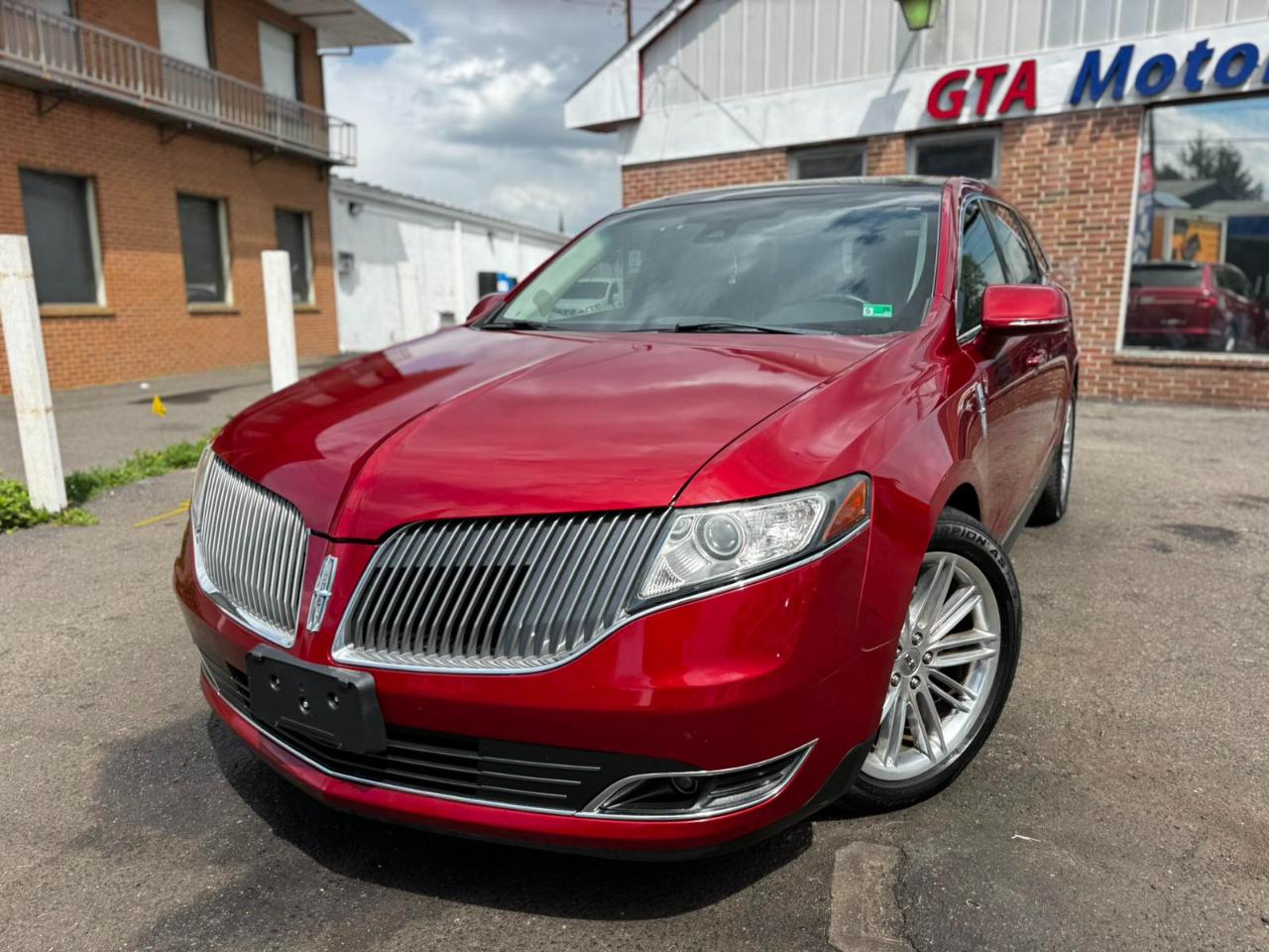 Lincoln MKT 4dr Wgn 3.5L AWD EcoBoost 2016
