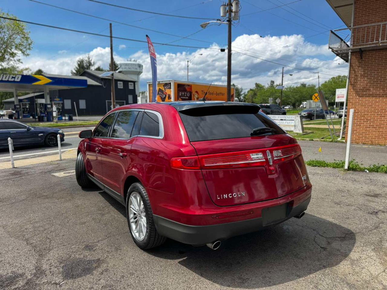Lincoln MKT 4dr Wgn 3.5L AWD EcoBoost 2016