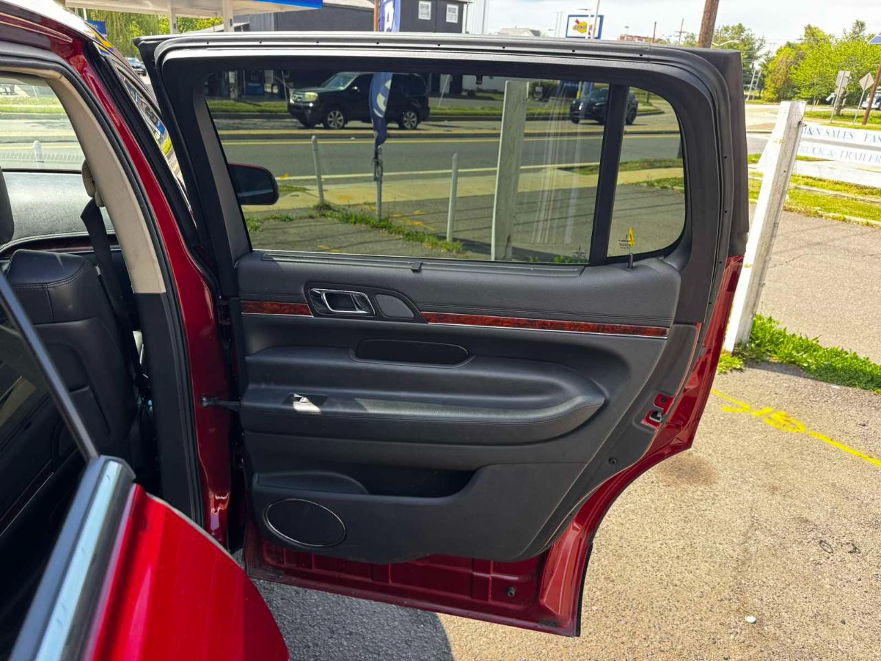 Lincoln MKT 4dr Wgn 3.5L AWD EcoBoost 2016