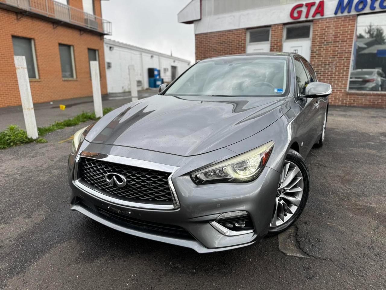 Infiniti Q50 3.0t LUXE RWD 2018