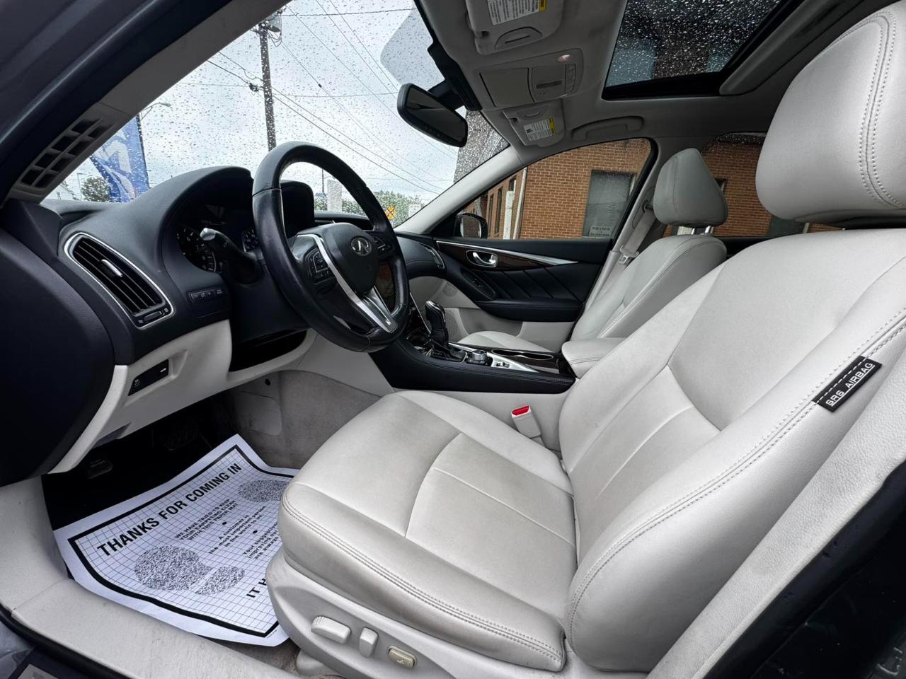 Infiniti Q50 3.0t LUXE RWD 2018