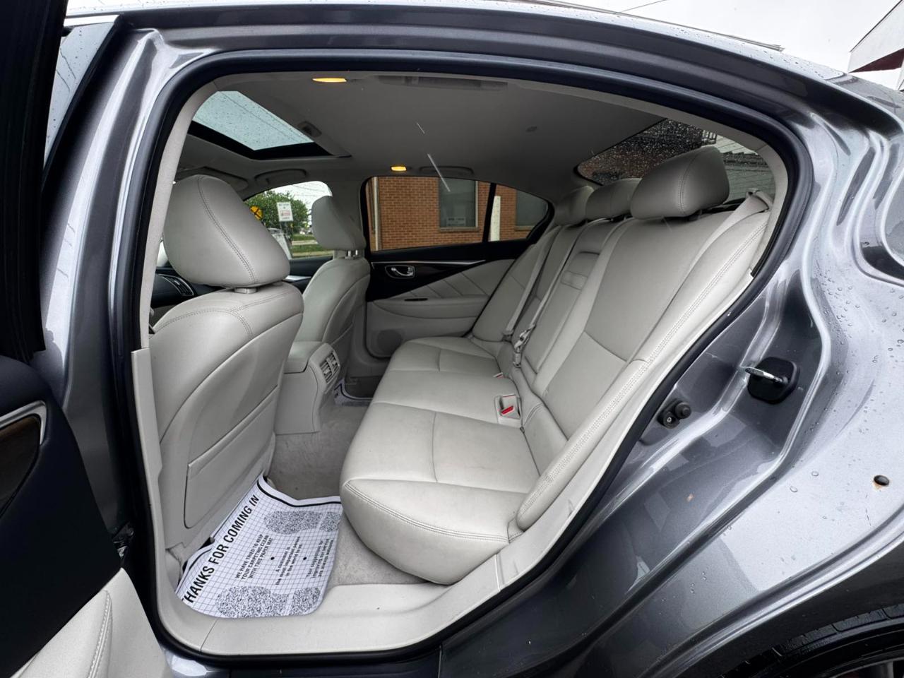 Infiniti Q50 3.0t LUXE RWD 2018