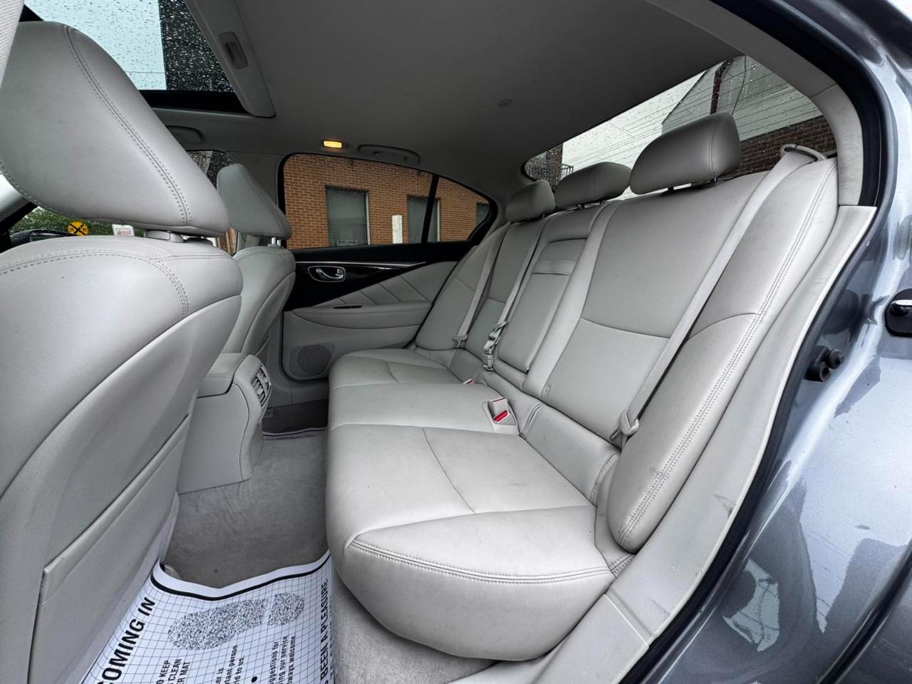 Infiniti Q50 3.0t LUXE RWD 2018