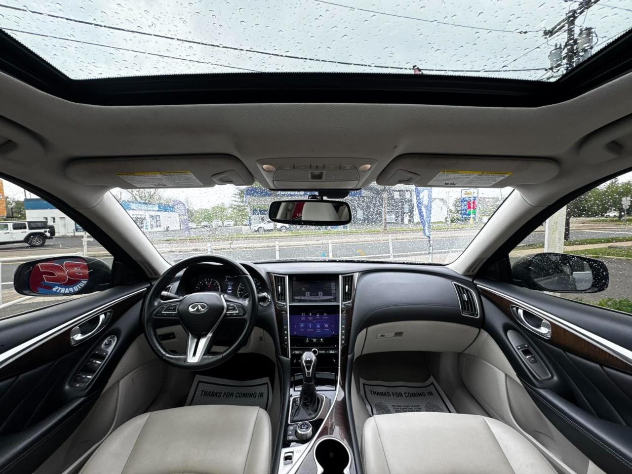 Infiniti Q50 3.0t LUXE RWD 2018