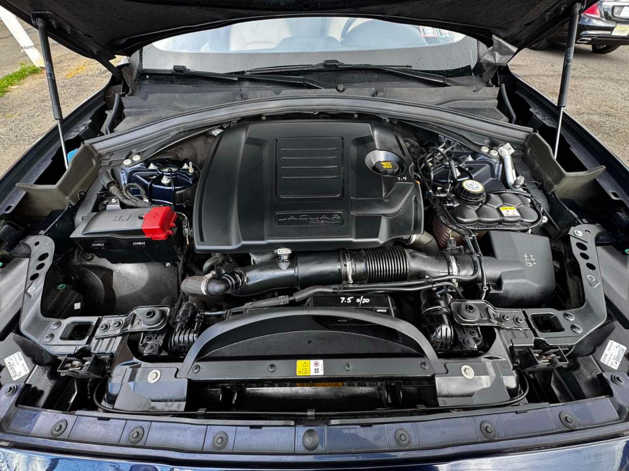 Jaguar F-Pace 25t Premium AWD 2020