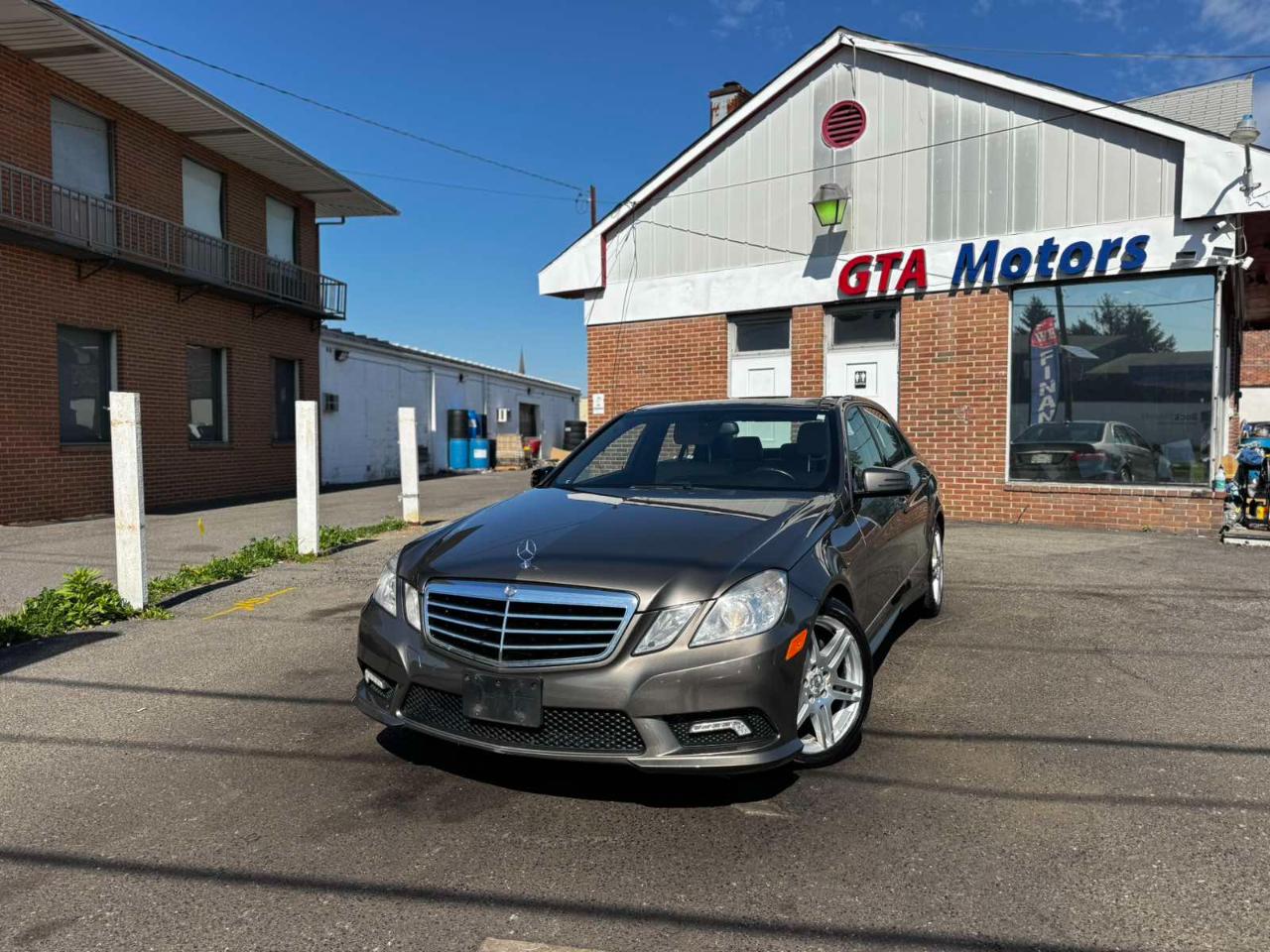 Mercedes-Benz E-Class 4dr Sdn E 350 Sport 4MATIC 2011
