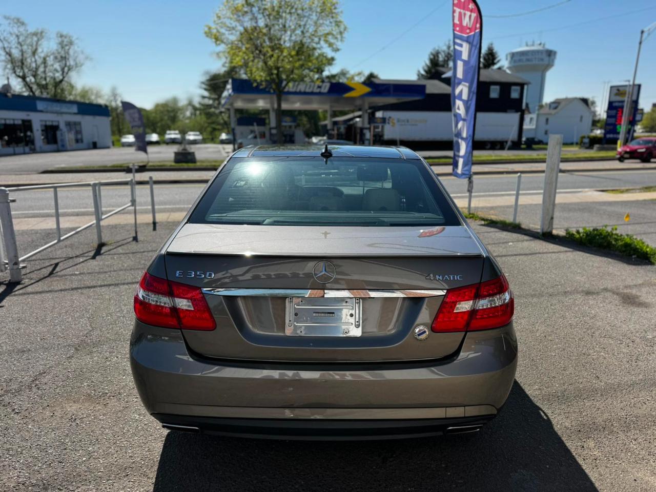 Mercedes-Benz E-Class 4dr Sdn E 350 Sport 4MATIC 2011