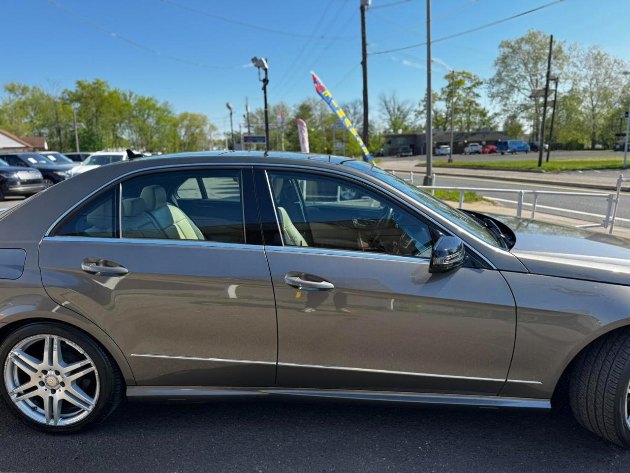 Mercedes-Benz E-Class 4dr Sdn E 350 Sport 4MATIC 2011