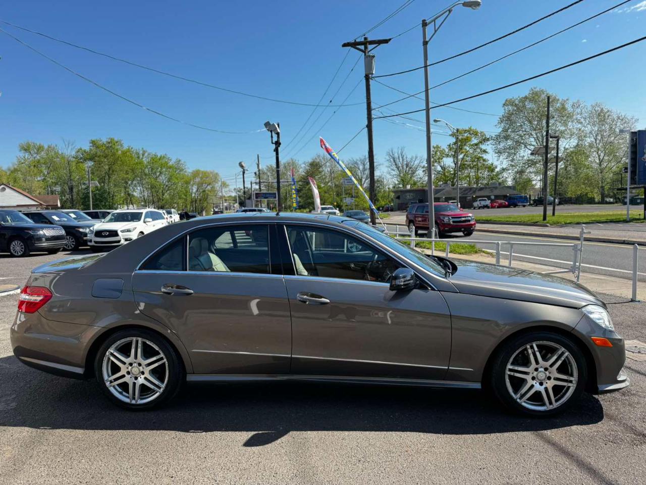 Mercedes-Benz E-Class 4dr Sdn E 350 Sport 4MATIC 2011