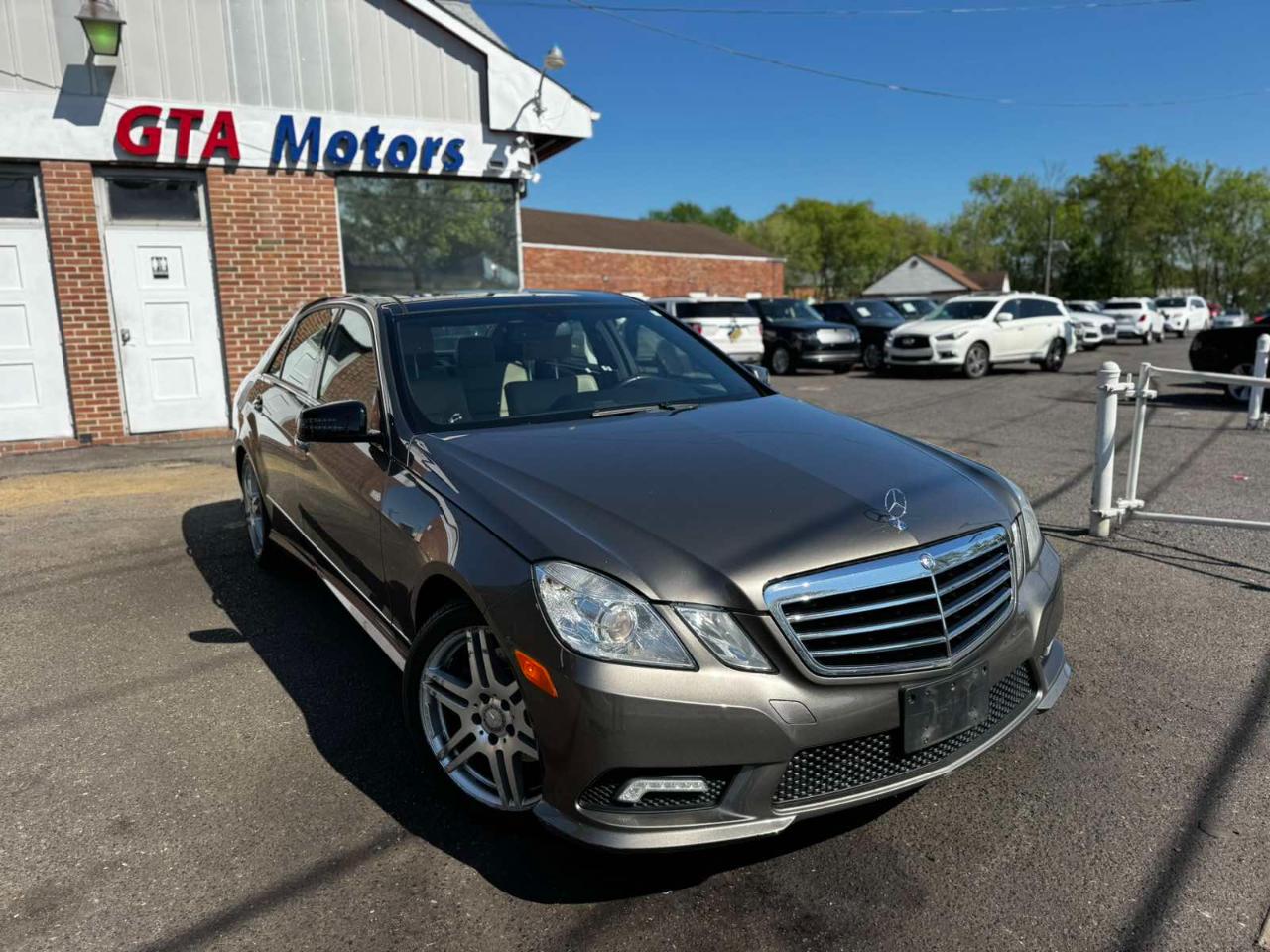 Mercedes-Benz E-Class 4dr Sdn E 350 Sport 4MATIC 2011