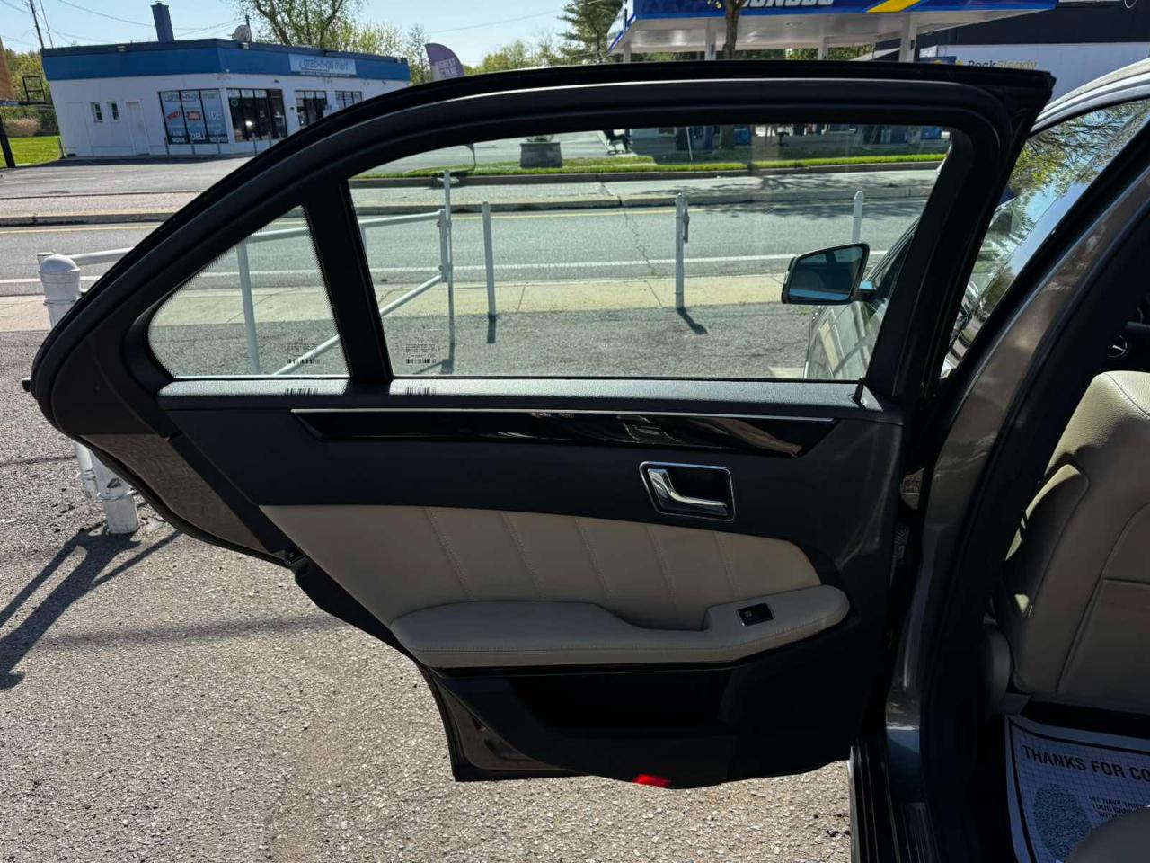 Mercedes-Benz E-Class 4dr Sdn E 350 Sport 4MATIC 2011