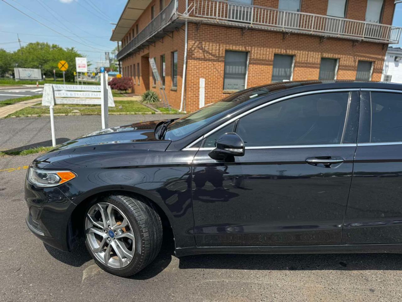 Ford Fusion SEL FWD 2019