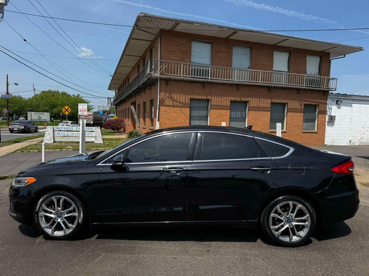 Ford Fusion SEL FWD 2019