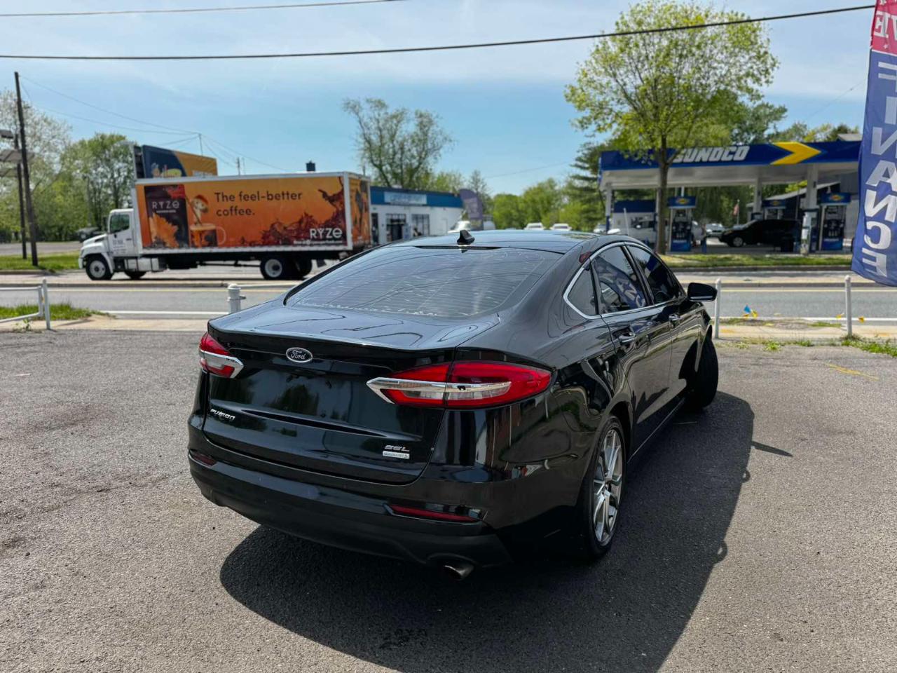 Ford Fusion SEL FWD 2019