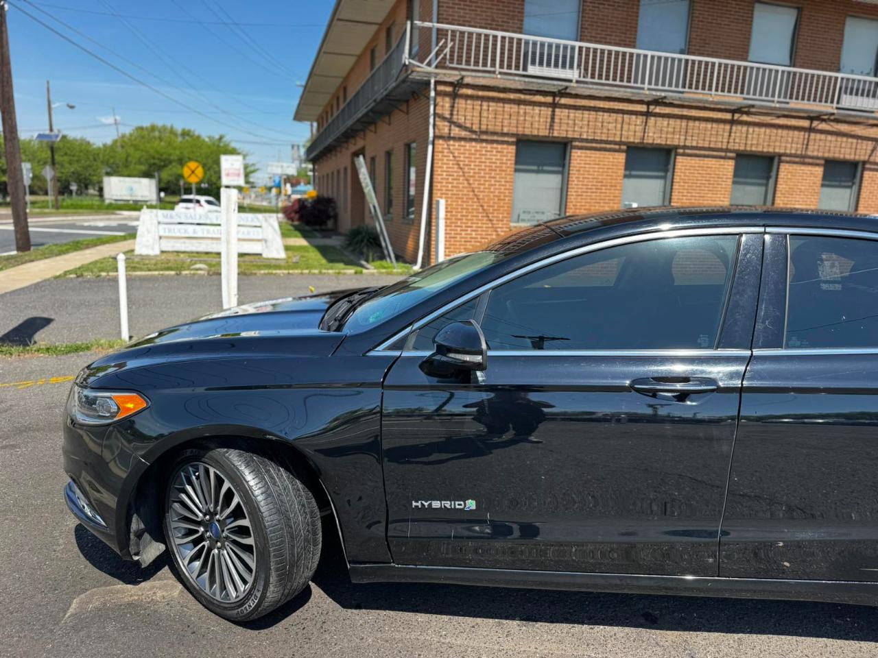 Ford Fusion Hybrid Titanium FWD 2018