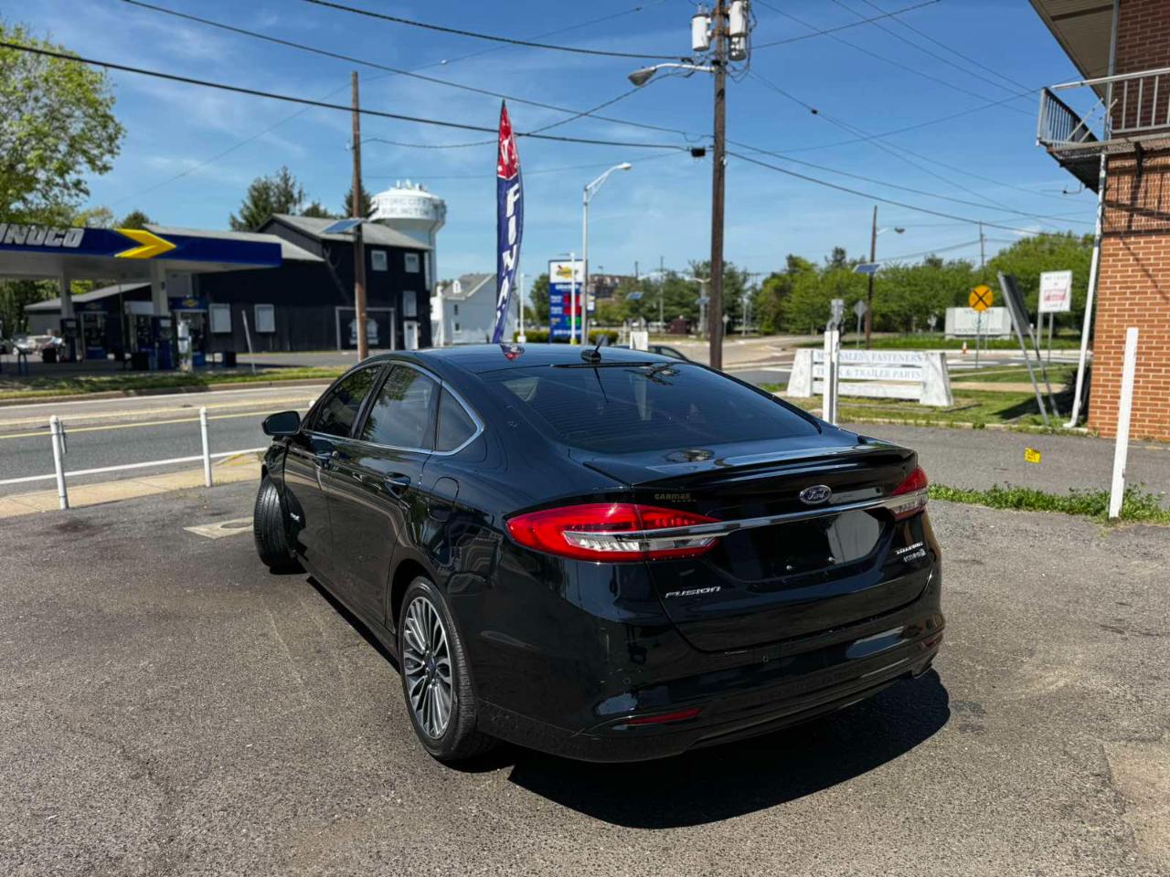 Ford Fusion Hybrid Titanium FWD 2018