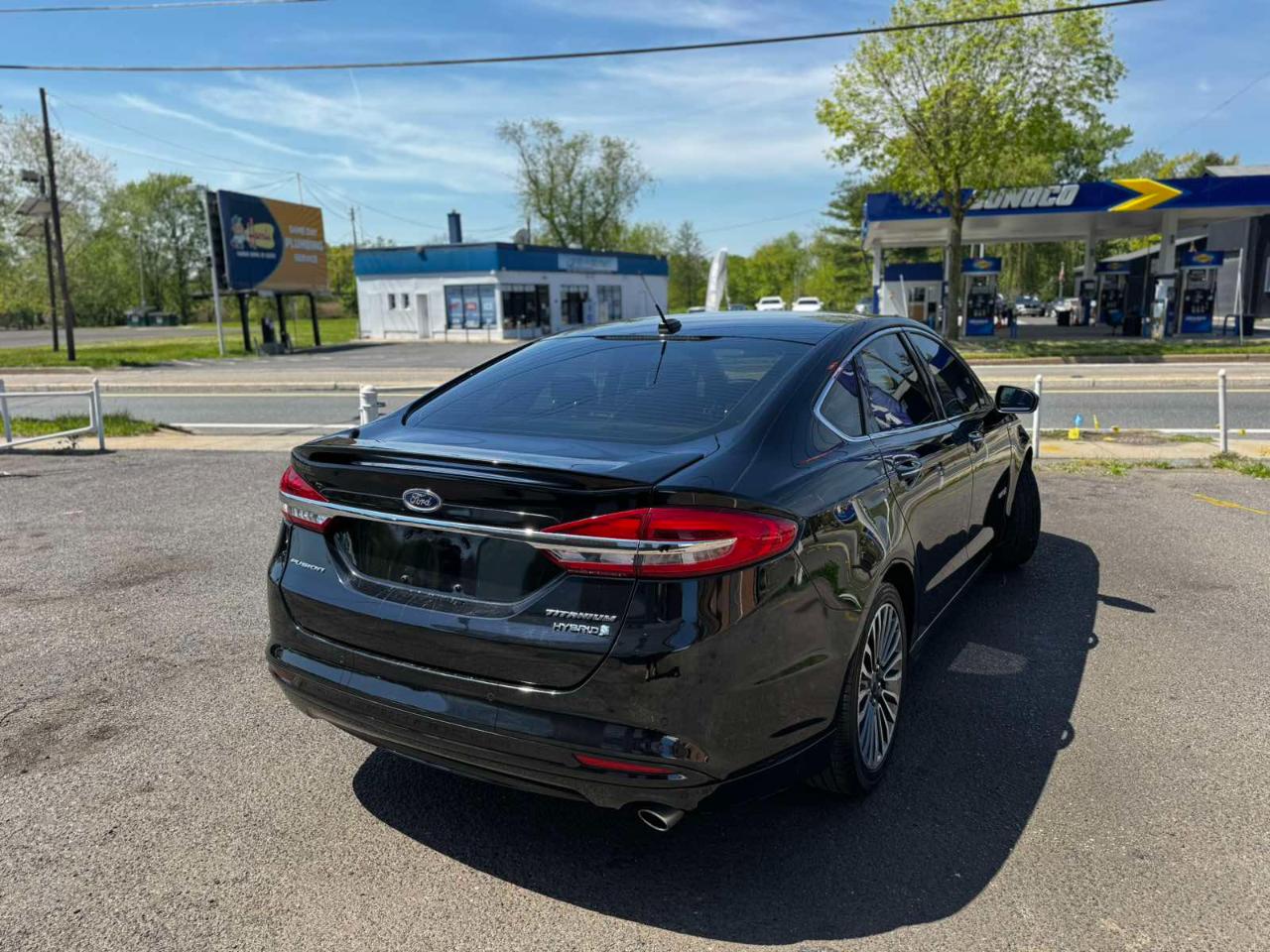 Ford Fusion Hybrid Titanium FWD 2018