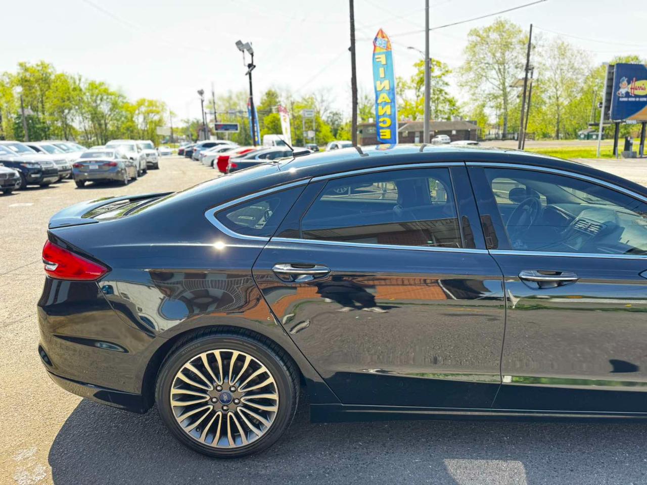 Ford Fusion Hybrid Titanium FWD 2018