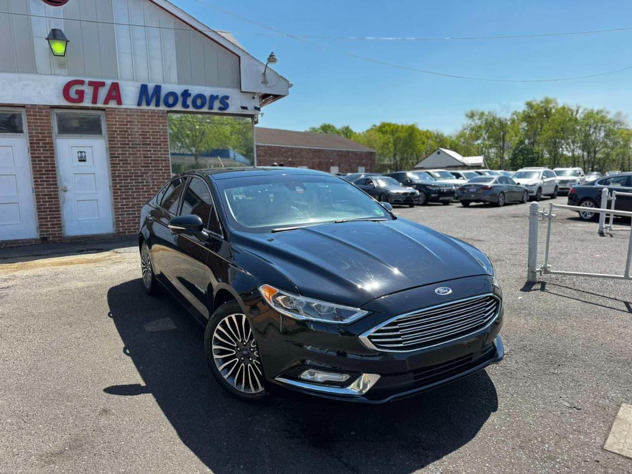 Ford Fusion Hybrid Titanium FWD 2018