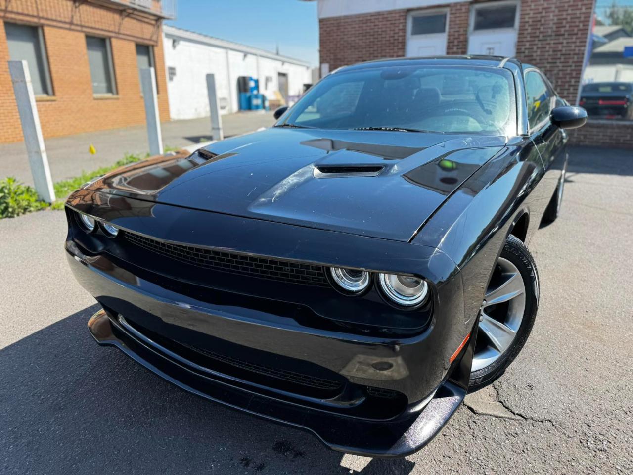 Dodge Challenger 2dr Cpe SXT 2016