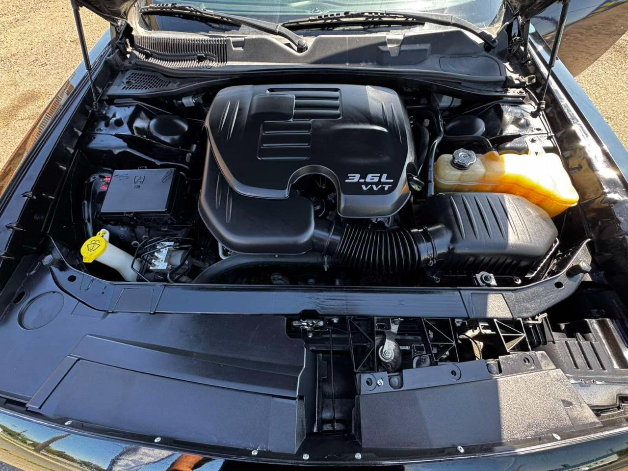 Dodge Challenger 2dr Cpe SXT 2016