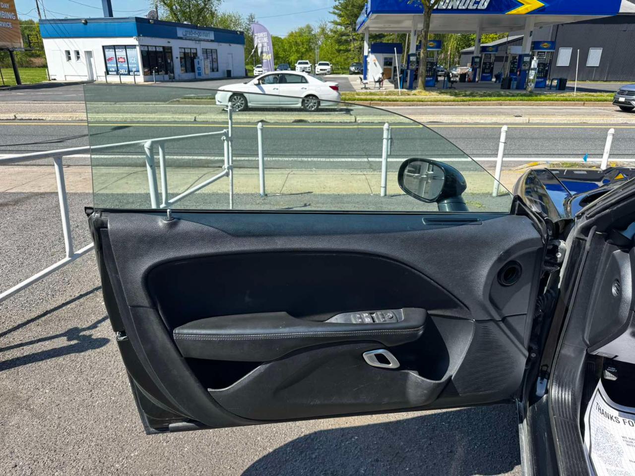 Dodge Challenger 2dr Cpe SXT 2016