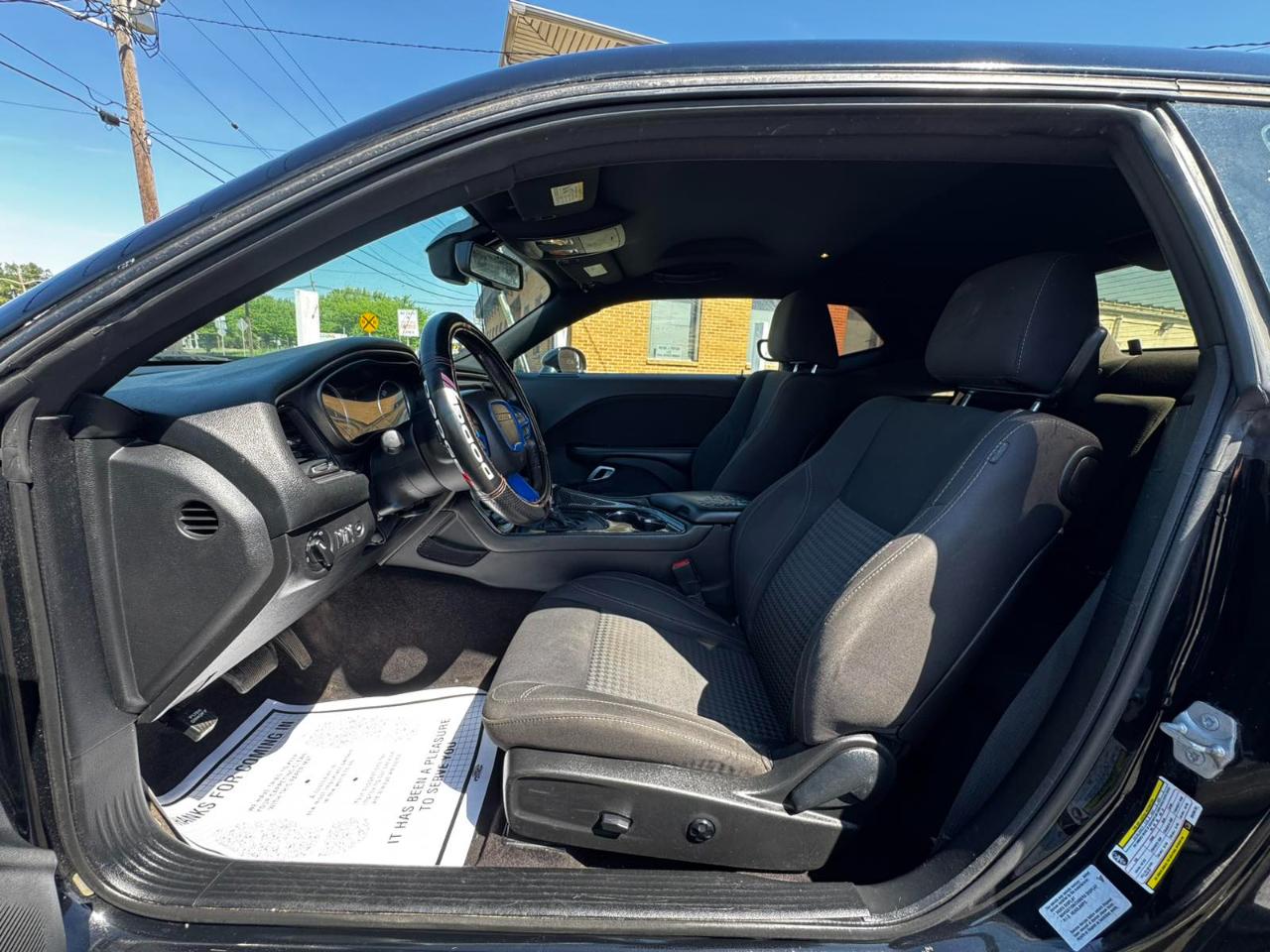 Dodge Challenger 2dr Cpe SXT 2016