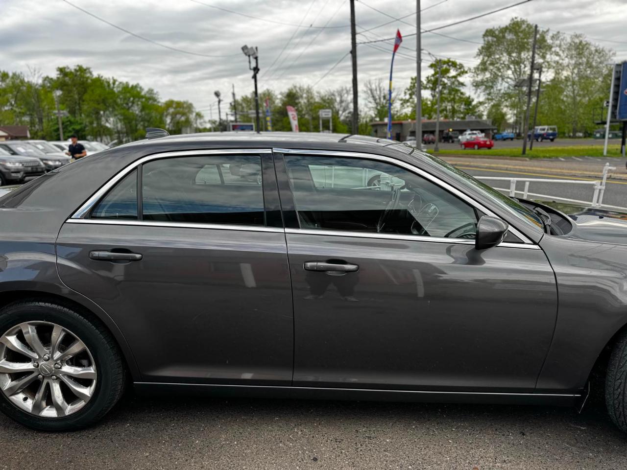 Chrysler 300 4dr Sdn Limited AWD 2015