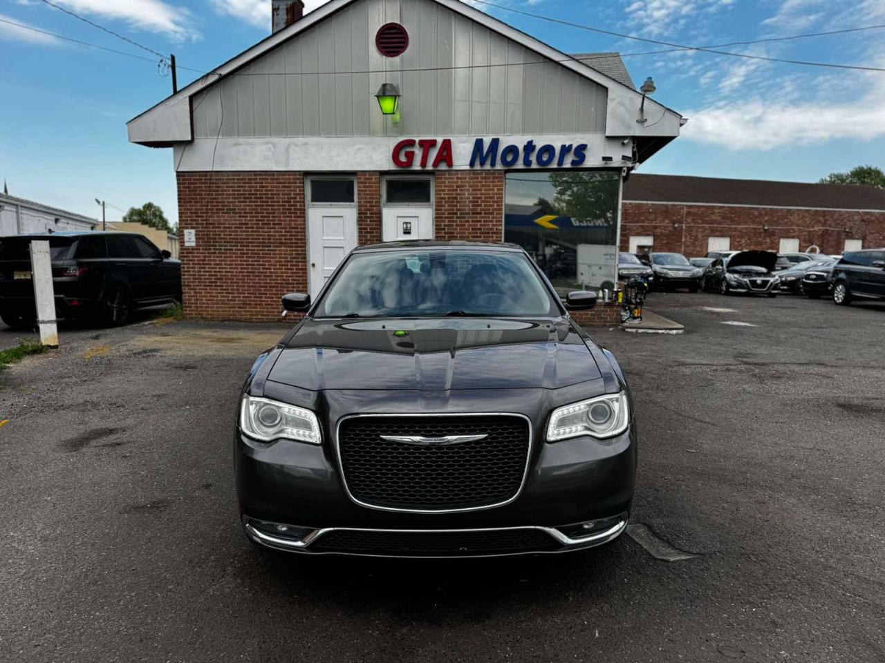 Chrysler 300 4dr Sdn Limited AWD 2015