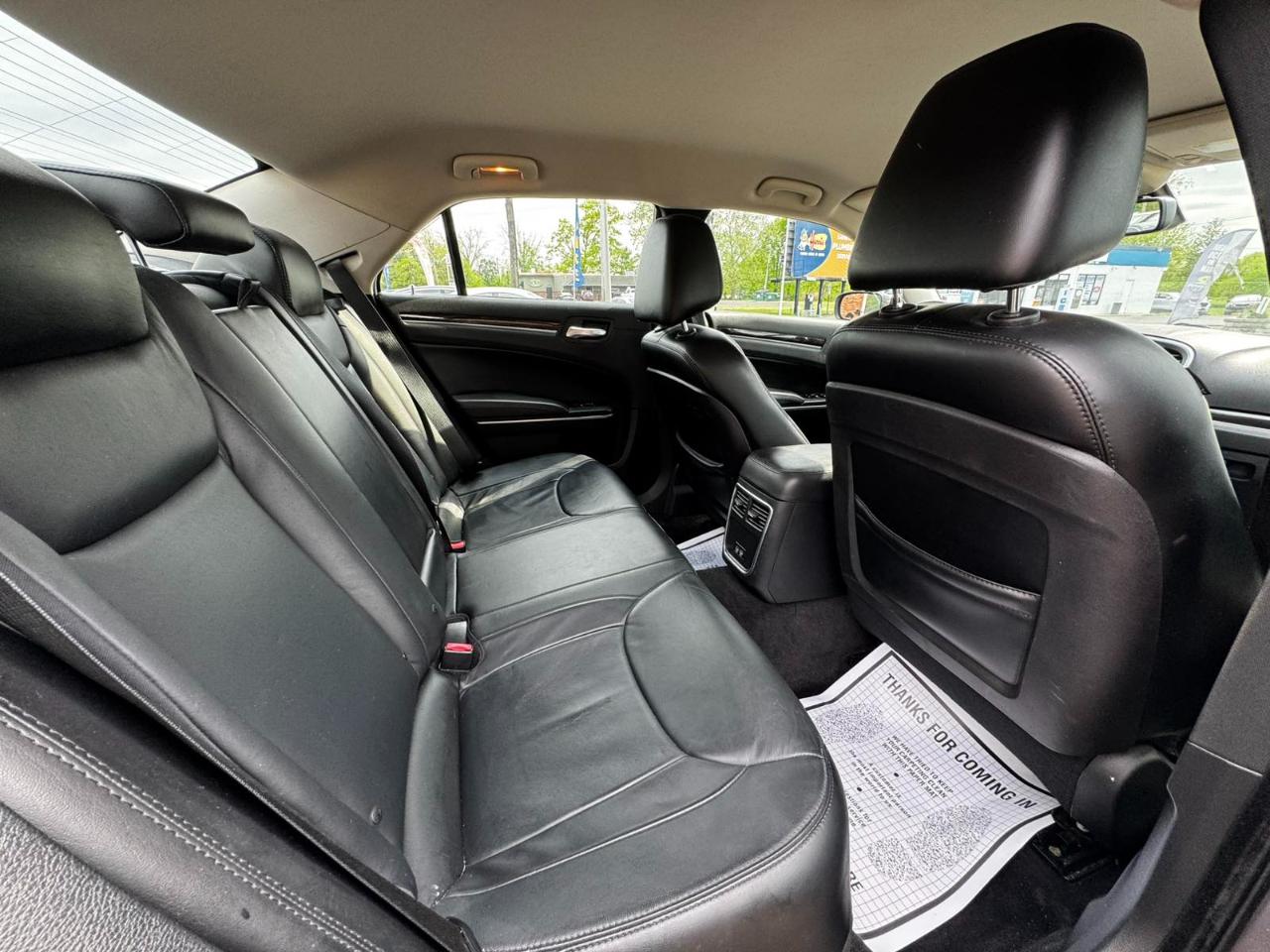 Chrysler 300 4dr Sdn Limited AWD 2015