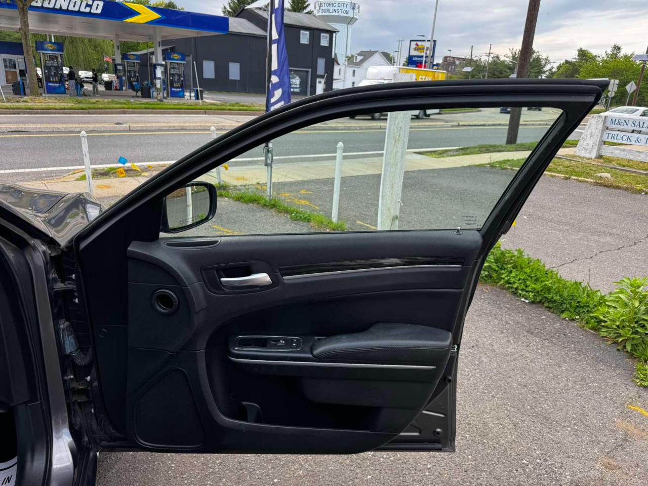 Chrysler 300 4dr Sdn Limited AWD 2015