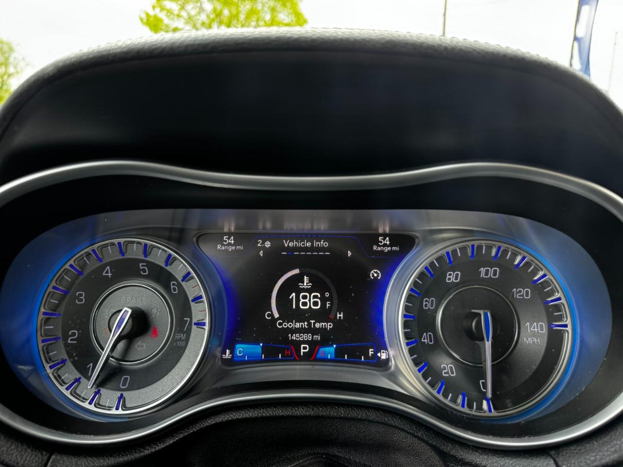 Chrysler 300 4dr Sdn Limited AWD 2015