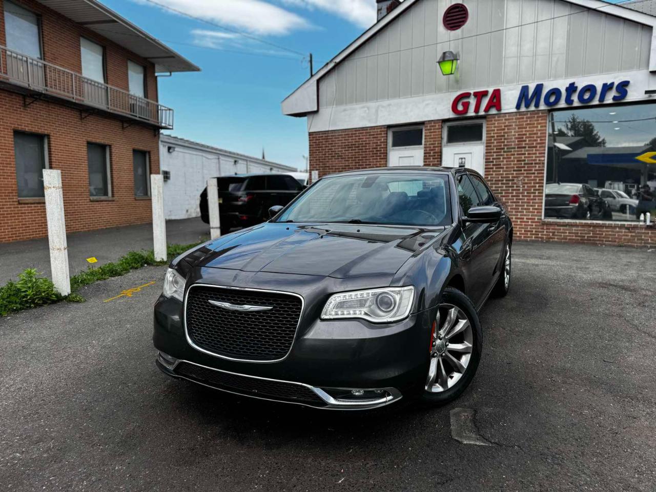 Chrysler 300 4dr Sdn Limited AWD 2015