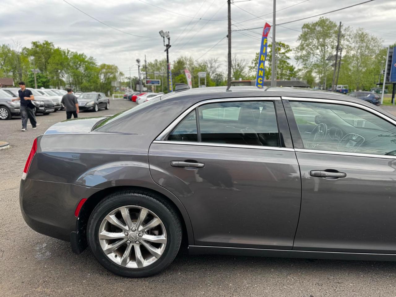 Chrysler 300 4dr Sdn Limited AWD 2015