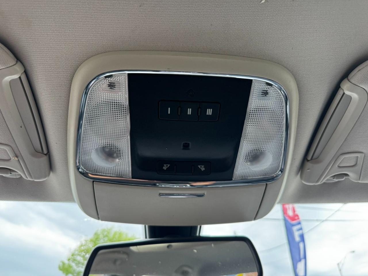 Chrysler 300 4dr Sdn Limited AWD 2015