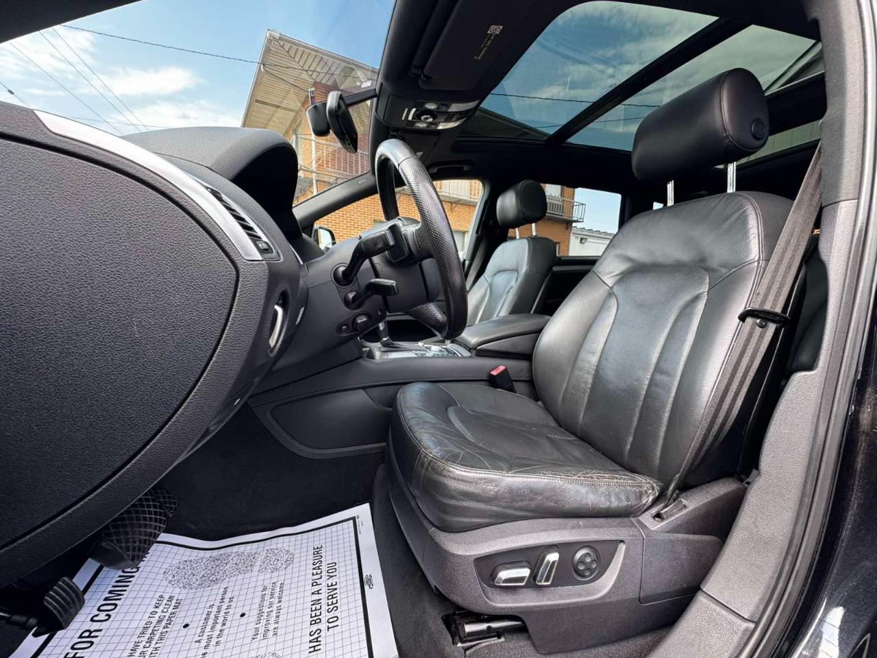 Audi Q7 quattro 4dr 3.0L TDI Prestige 2011