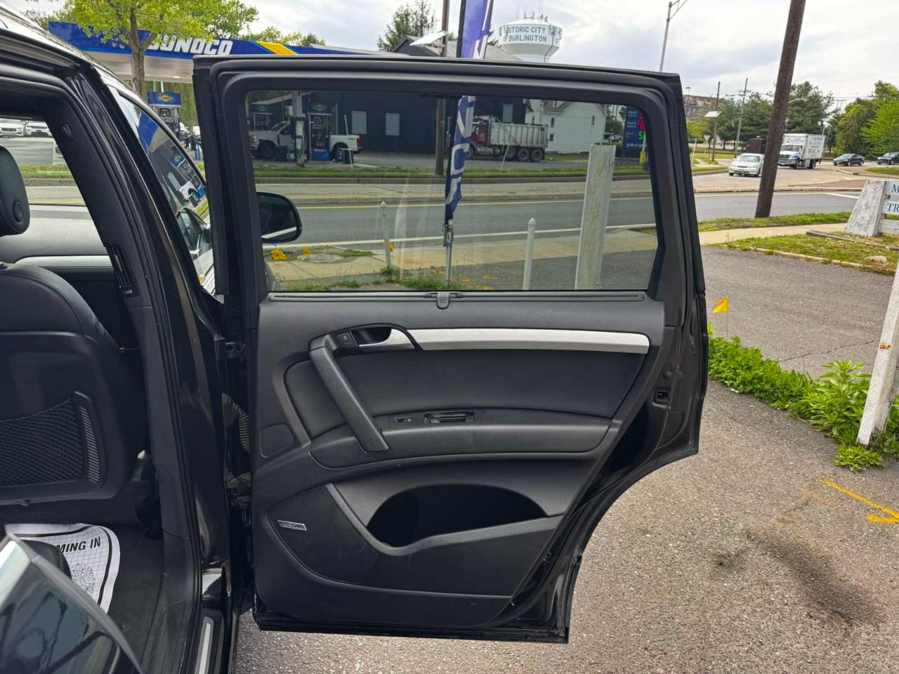 Audi Q7 quattro 4dr 3.0L TDI Prestige 2011