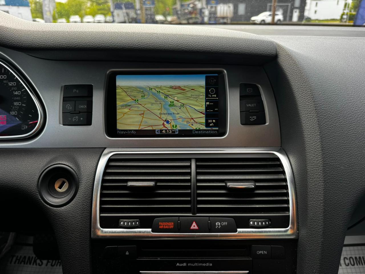 Audi Q7 quattro 4dr 3.0L TDI Prestige 2011