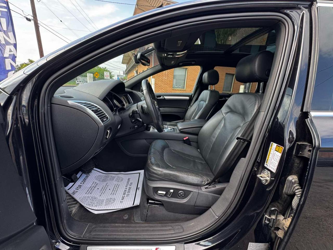 Audi Q7 quattro 4dr 3.0L TDI Prestige 2011