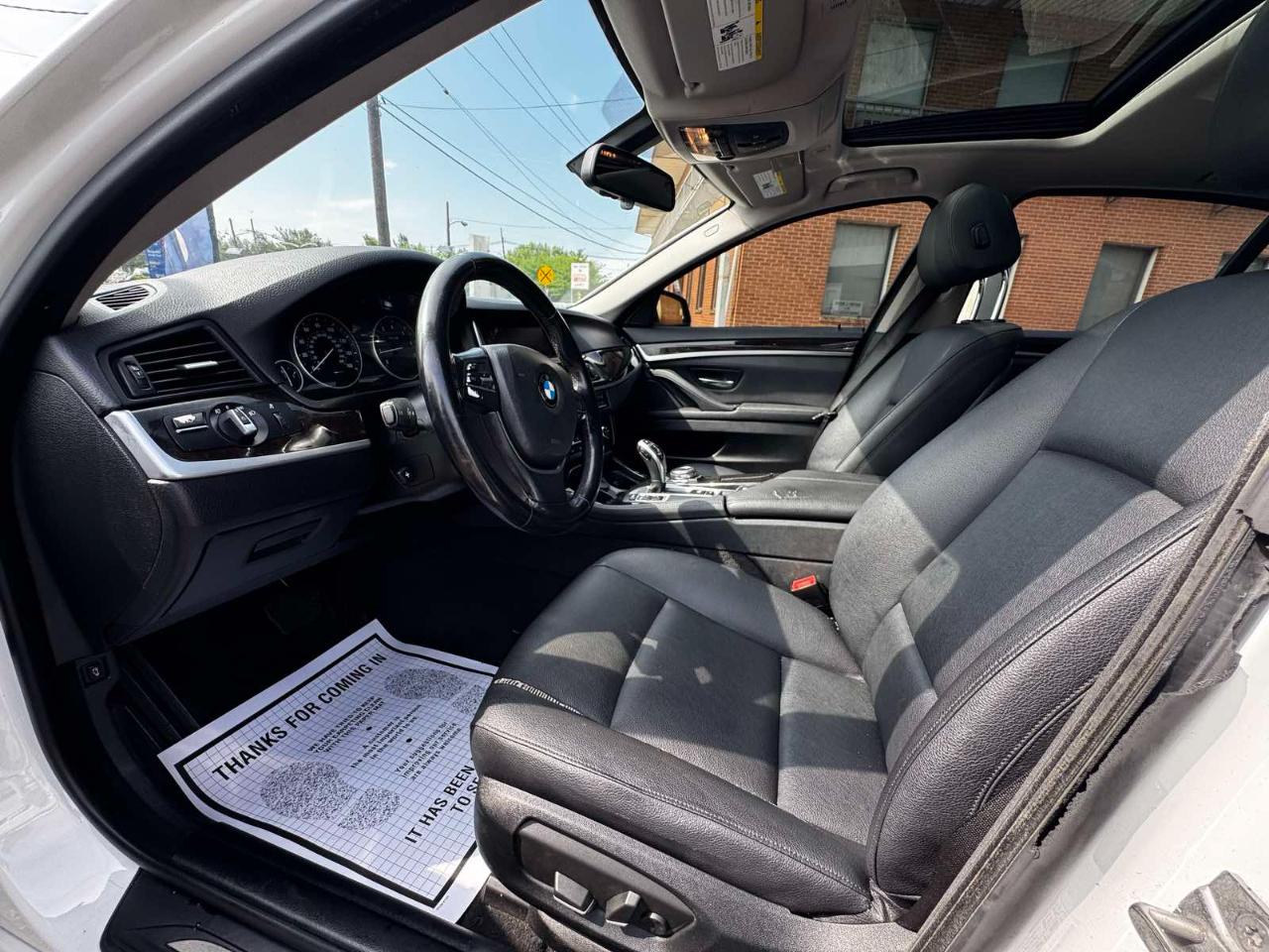 BMW 5 Series 4dr Sdn 528i RWD 2016