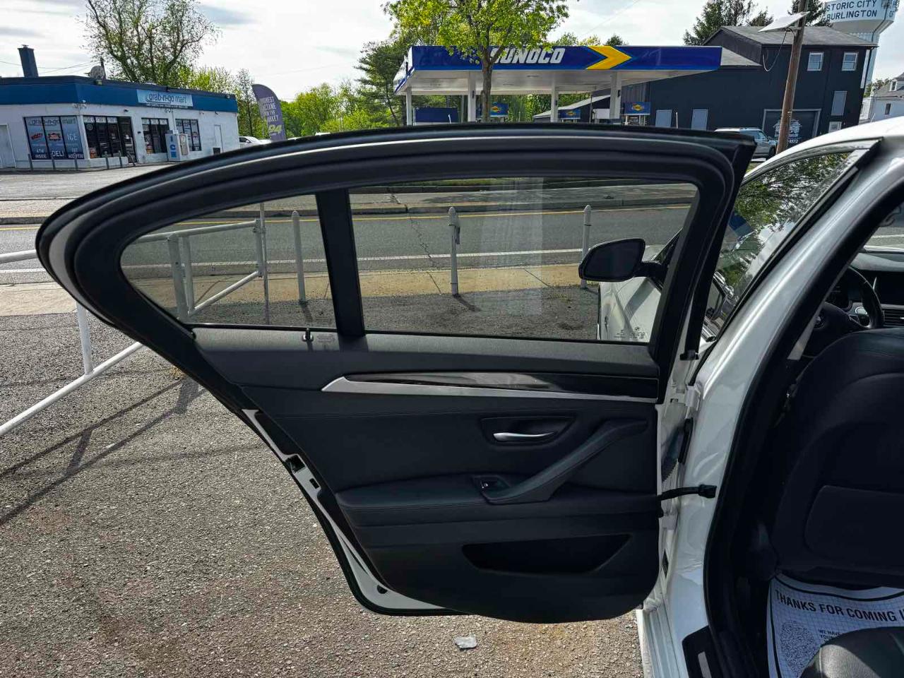 BMW 5 Series 4dr Sdn 528i RWD 2016