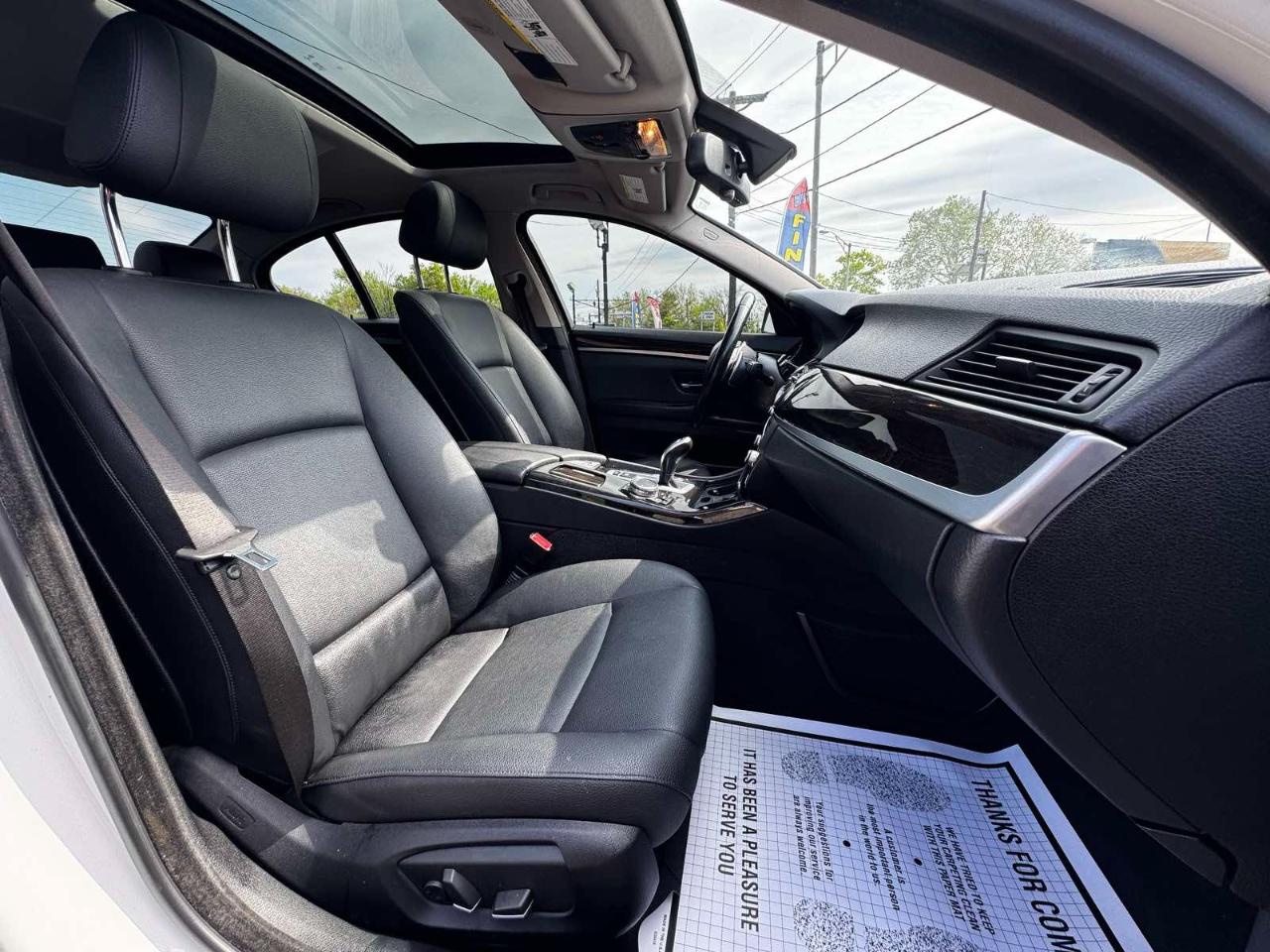 BMW 5 Series 4dr Sdn 528i RWD 2016