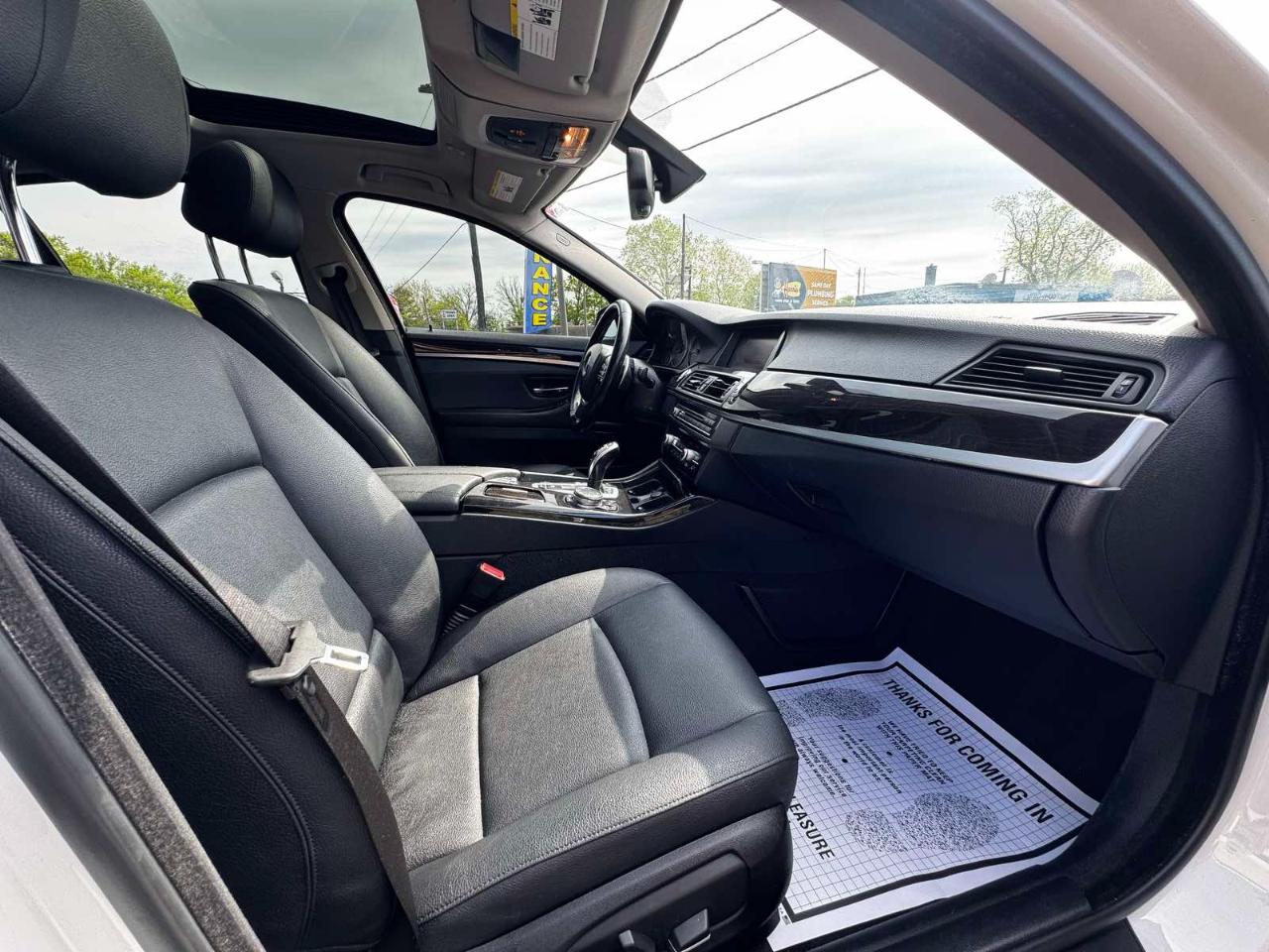 BMW 5 Series 4dr Sdn 528i RWD 2016