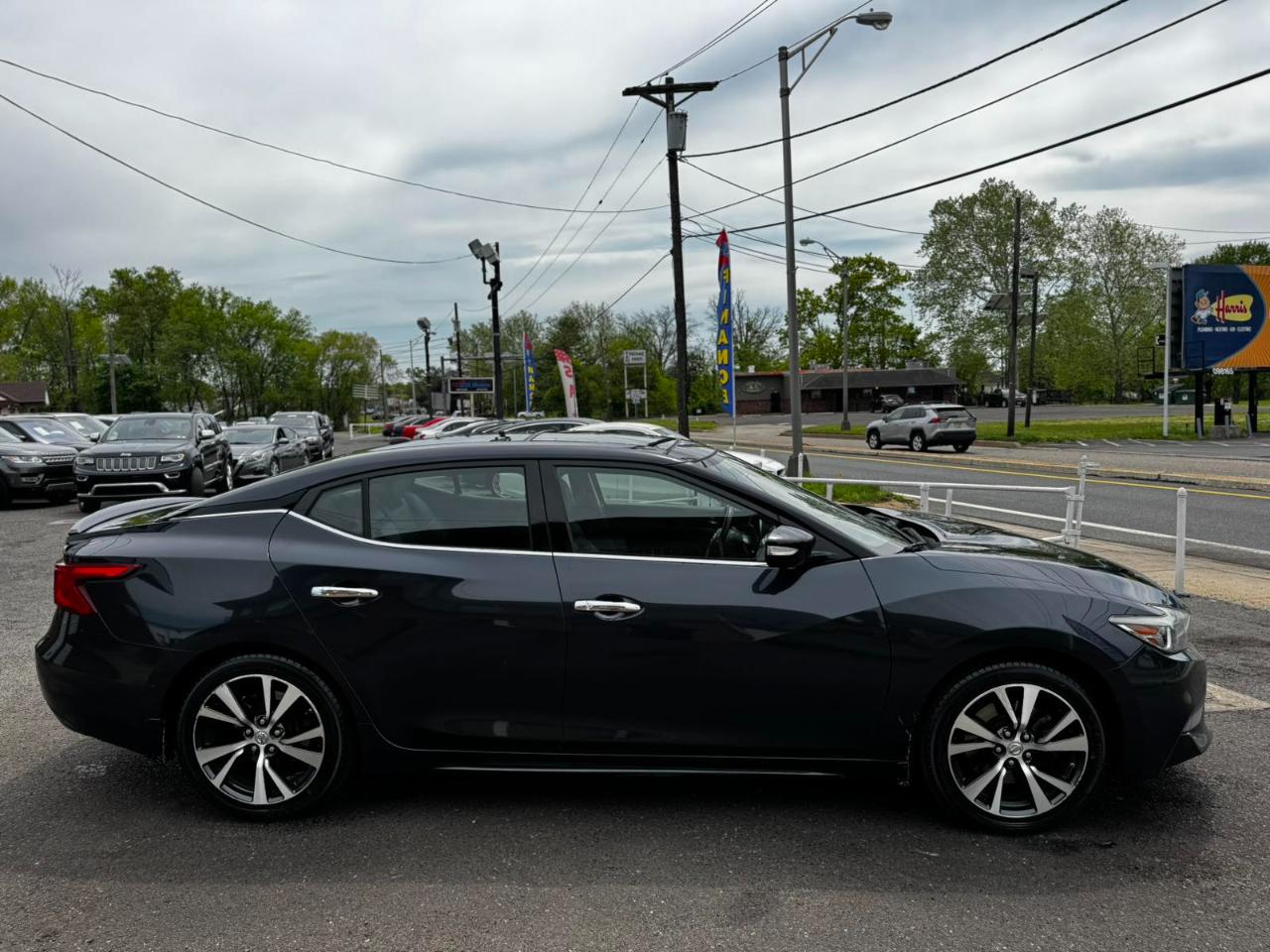 Nissan Maxima 4dr Sdn 3.5 Platinum 2016