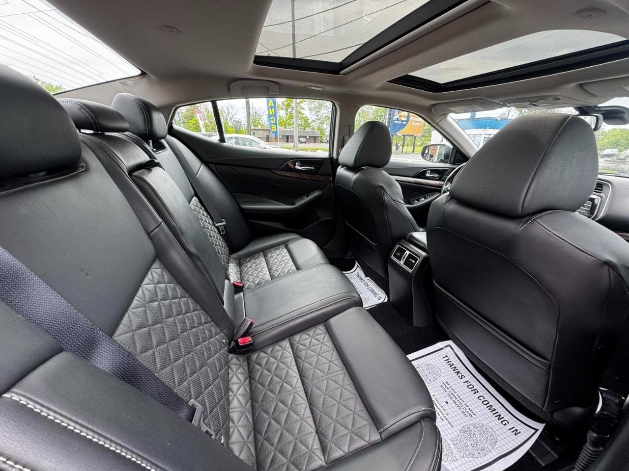 Nissan Maxima 4dr Sdn 3.5 Platinum 2016