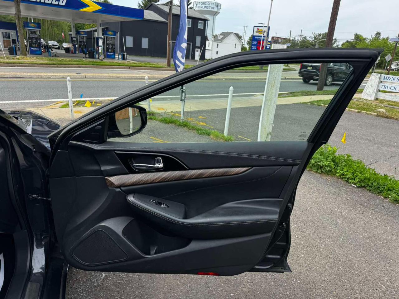 Nissan Maxima 4dr Sdn 3.5 Platinum 2016